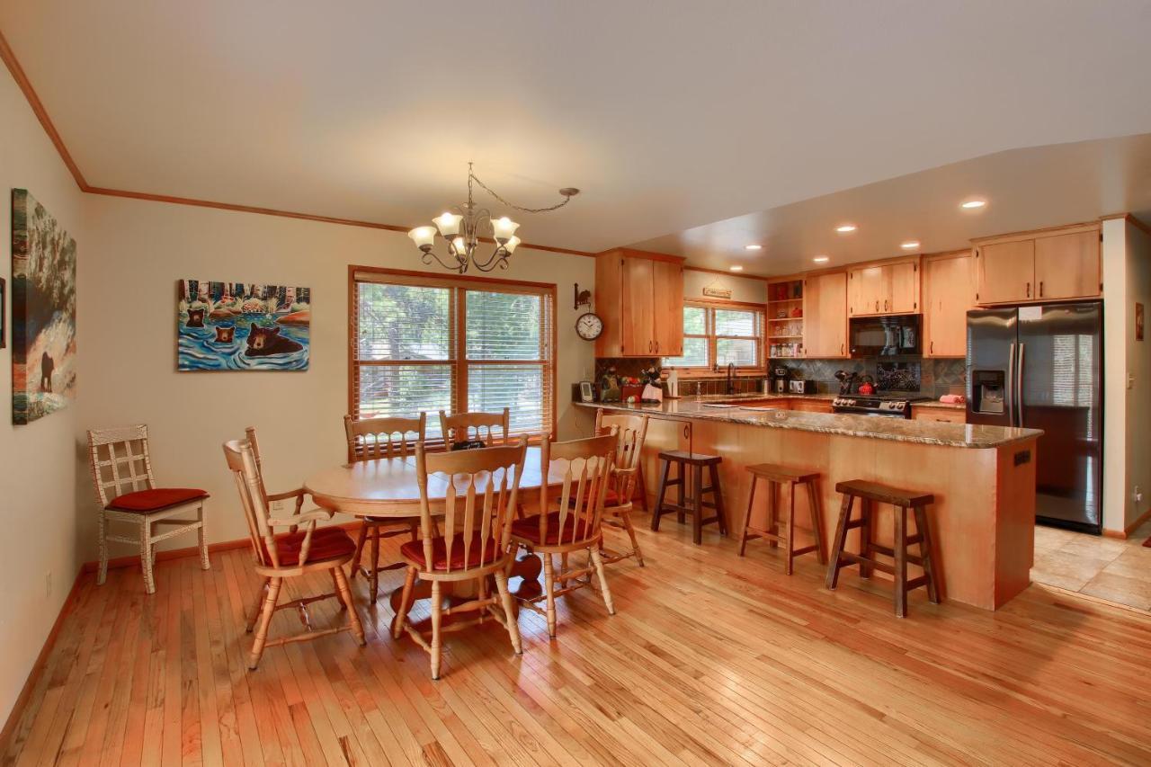 Villa Apple Tree Bear House Yosemite West Esterno foto